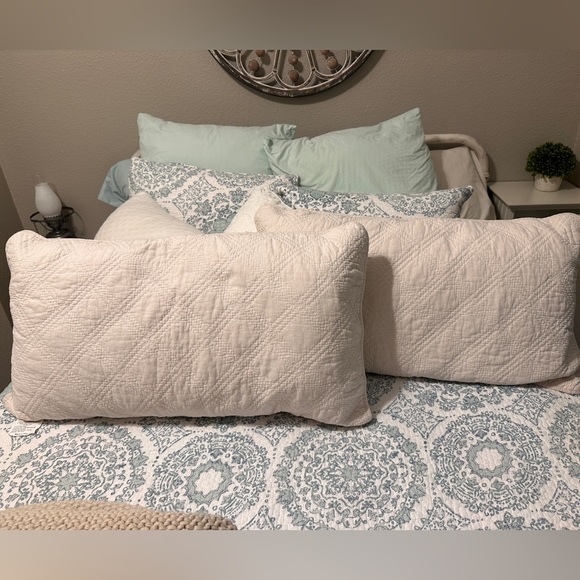 Other - Set of 2 king size pillow shams. Sham only doesn’t include the pillow.